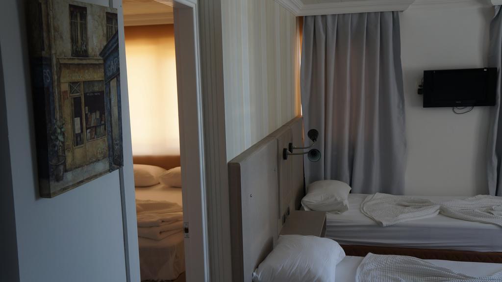 Hotel Marine Ayvalik Exterior photo